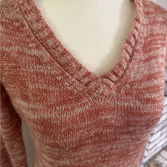 Pink Rose V-Neck Sweater - Warm Rust - Picture 2 of 5